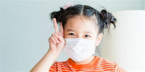 Dokter Anak Bagikan Trik Agar Si Kecil Terbiasa Pakai Masker Dream Co Id