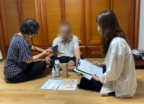 남양주시 호평평내행정복지센터 통합돌봄어르신 대상 찾아가는 폭염대비 건강관리서비스 실시