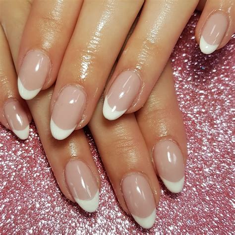 Classic French Manicure Manicure Classic French Manicure Gel Nails