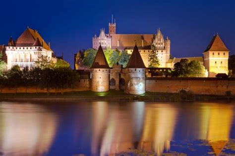 Discovering The Wonders Of Malbork Castle Tour