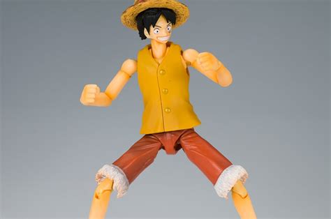 Review S H Figuarts Monkey D Luffy Yellow Vest Ver Large Images GUNJAP