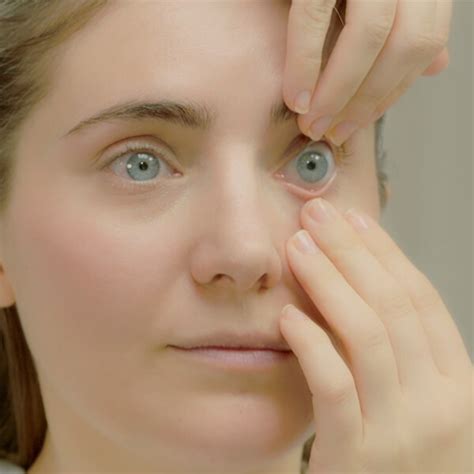 Tips For Removing Soft Contact Lenses At Jennifer Mader Blog