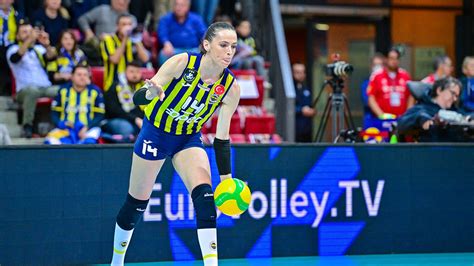 Pallavolo Turchia Rinnovo Biennale Con Il Fenerbahce Per Eda Erdem