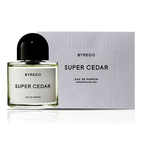 Super Cedar – ParfumManiac