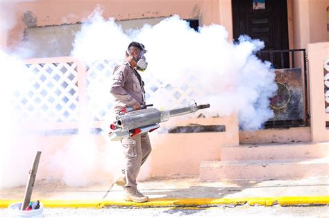 Continúan en Isla Mujeres jornadas de nebulización para la prevención