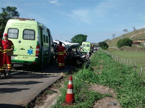 FOTOS IMAGENS Casal Morre Em Batida Entre Carro E Carreta Blog Do