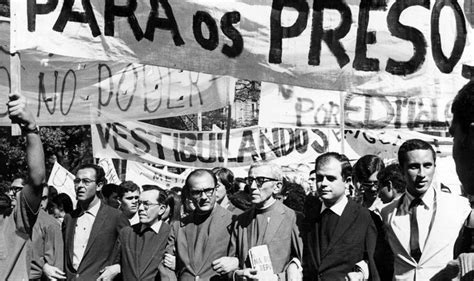 Memorial Da Democracia Passeata Dos Cem Mil Afronta A Ditadura