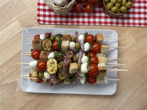 Einfaches Picknick Rezept Antipasti Spieße