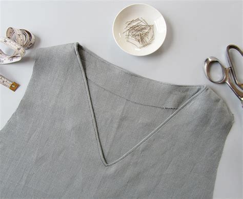 How To Sew A V Neck Binding How To Make A V Neck T Shirt Sewing