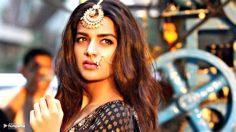 Nidhhi Agerwal Wallpapers | nidhhi-agerwal1-2 - Bollywood Hungama