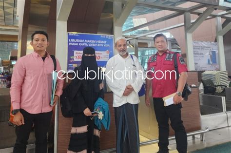 Menyalahi Izin Tinggal Imigrasi Tanjung Perak Deportasi WNA Perempuan