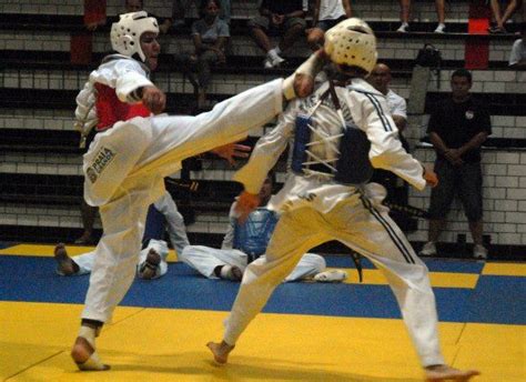 Atletas De Praia Grande Faturam Ouro No Brasil Open De Taekwondo