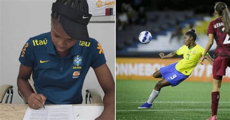 Aos Anos Jogadora Brasileira Assina Contrato A Nike E Pode Se