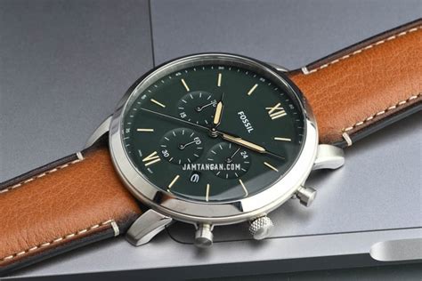 Fossil Neutra FS5963 Chronograph Men Green Dial Tan Eco Leather Strap