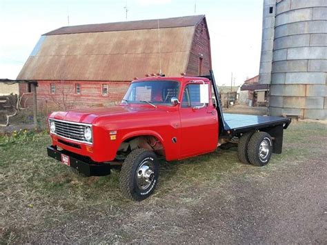 181 best images about Classic Farm Trucks on Pinterest | Chevy, Trucks ...