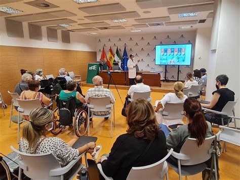 Pacientes Con Esclerosis M Ltiple Resuelven Dudas En Un Taller