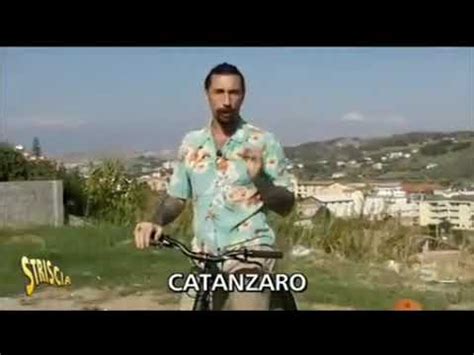 Brumotti A Catanzaro Viale Isonzo Youtube