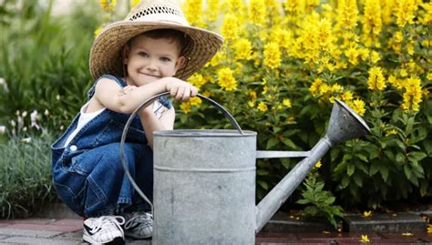 Jardiner Avec Les Enfants C Est Possible Suivez Nos Conseils Pour