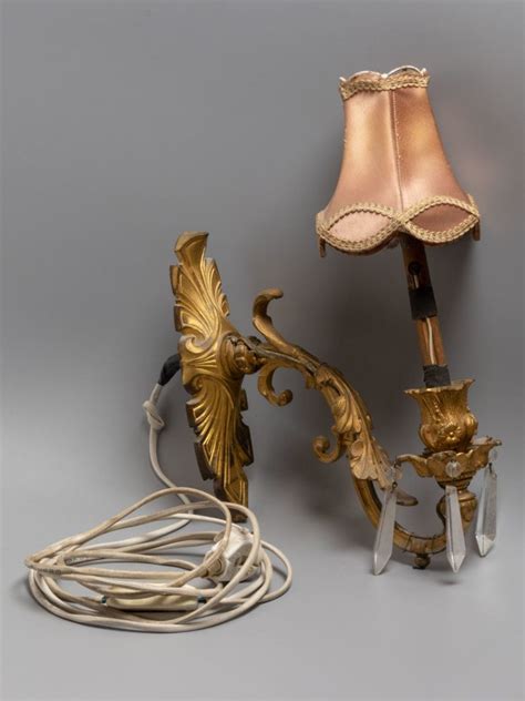 Бра настенное с абажуром, латунь, золочение, 1880-1900 гг. стоимостью ...