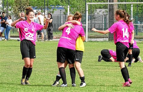 Coupe De Bretagne F Minine Plo Rmel Sincline De Justesse Face Mordelles Foot Amateur Bretagne