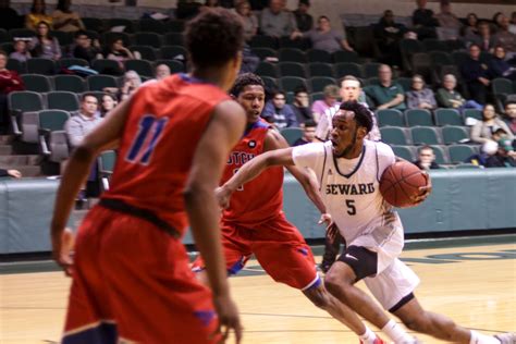 Seward saints head to region VI tourney – Crusader News