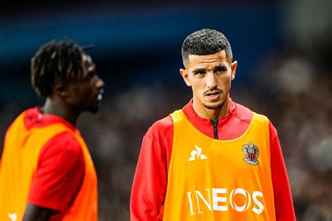 Mercato Om L Arriv E De Youcef Atal Cr E Des Divisions Foot Sur