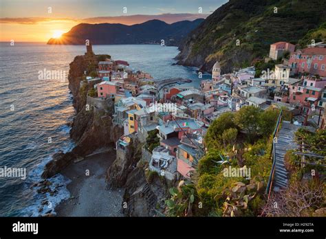 Vernazza Architecture Hi Res Stock Photography And Images Alamy