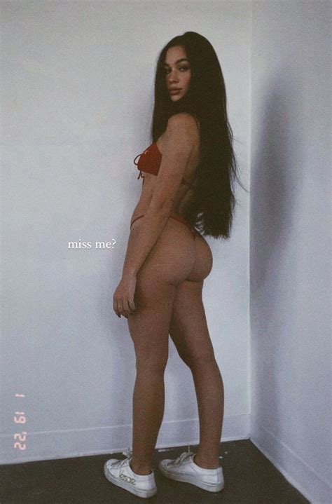 Laura Saponara Nude Onlyfans Leak Onlyfans Leaked Nudes
