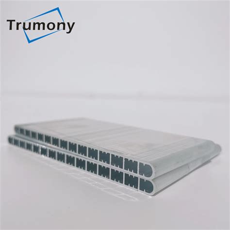 Aluminum Microchannel Cooling Tube Heat Exchanger For Electric Vehicle