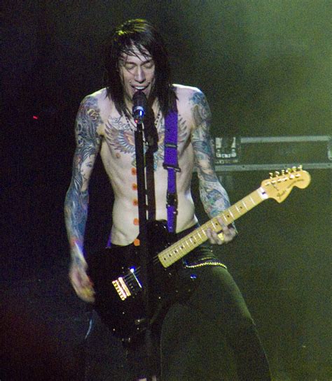 File:Trace Cyrus Metro Station 2.jpg - Wikimedia Commons