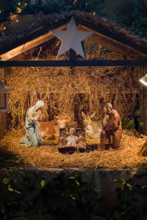 20+ Fun and Educational Nativity Play Ideas To Do As A Family