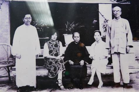 卢慕贞：与孙中山体面离婚后，定居澳门，夫死写文悼念，86岁辞世腾讯新闻