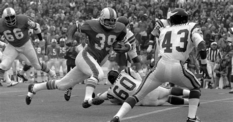 Today in sports history: Larry Csonka leads Miami Dolphins to Super ...