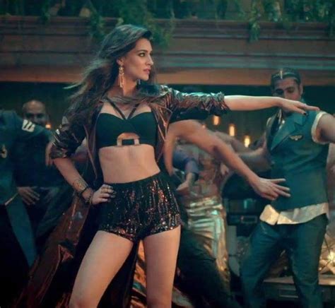 Kriti Sanon Bikini Pictures Hot Kriti Sanon Bikini Photos Will Make