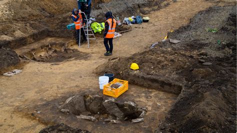 Archäologie 4800 Jahre altes Grab in Sachsen Anhalt entdeckt STERN de