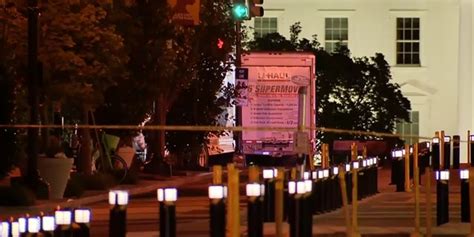 U Haul Truck Crashes Into Barriers Near White House Suspect In Custody