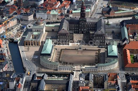 Luftbild Kopenhagen Palais Des Schloss Christianborg An Der