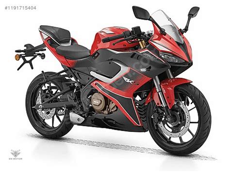 RKS SRK250 RS 2024 Model Naked Roadster Motor Motosiklet Mağazasından Sıfır 176 065 TL