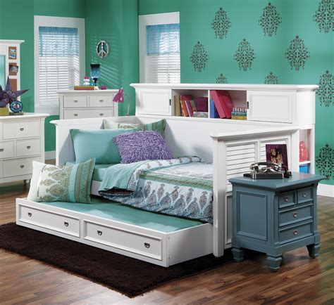 Berkshire Bookcase Day Bed With Louvre Panels Morris Home Daybed