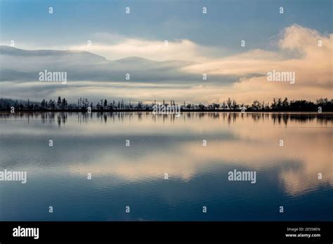 Osoyoos lake hi-res stock photography and images - Alamy