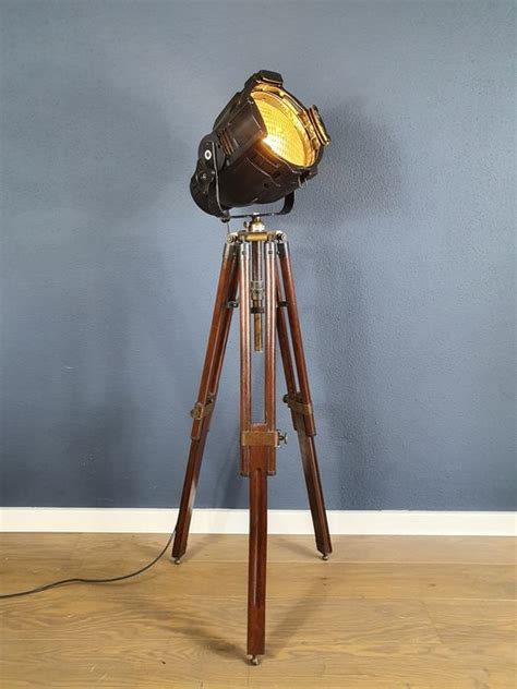 Vloerlamp theaterlamp spotlight statief industriëel Catawiki