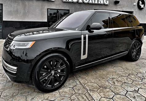 Black On Black Range Rover Vogue Lwb Luxurious Suv Range Rover Fans