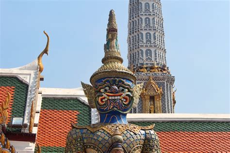 A Statue in front of the Wat Phra Kaew Temple, Thailand · Free Stock Photo