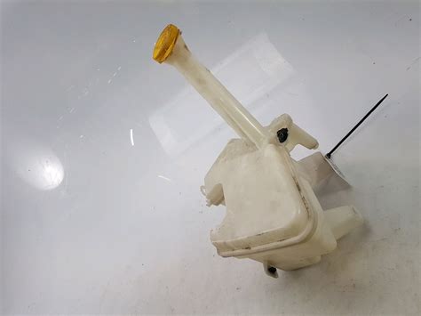 Windscreen Washer Tank Toyota Yaris P Nsp B