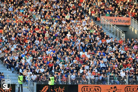 Laval Angers Guichets Ferm S Stade Lavallois Mayenne Fc