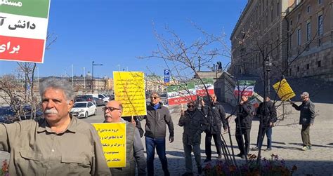 Stockholm Swedenapril Freedom Loving Iranians And Mek