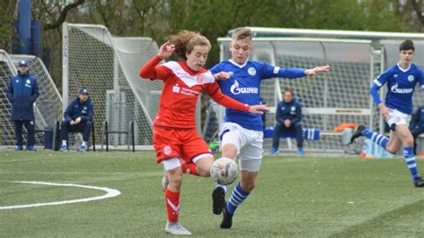 U14 holt drei Punkte gegen Fortuna Düsseldorf FC Schalke 04