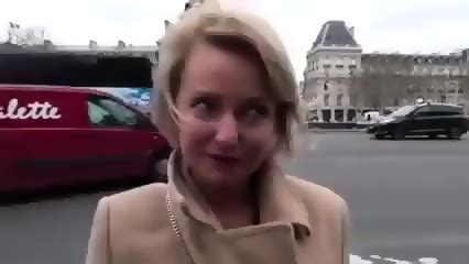 Petite Blonde Vorace