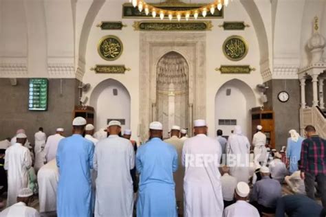 Doa Sholat Tahajud Dan Dzikir Beserta Niat Lengkap Magenta