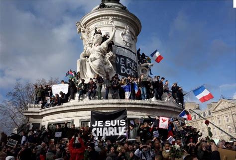 Photo Manifestation Parisienne Je Suis Charlie Elead